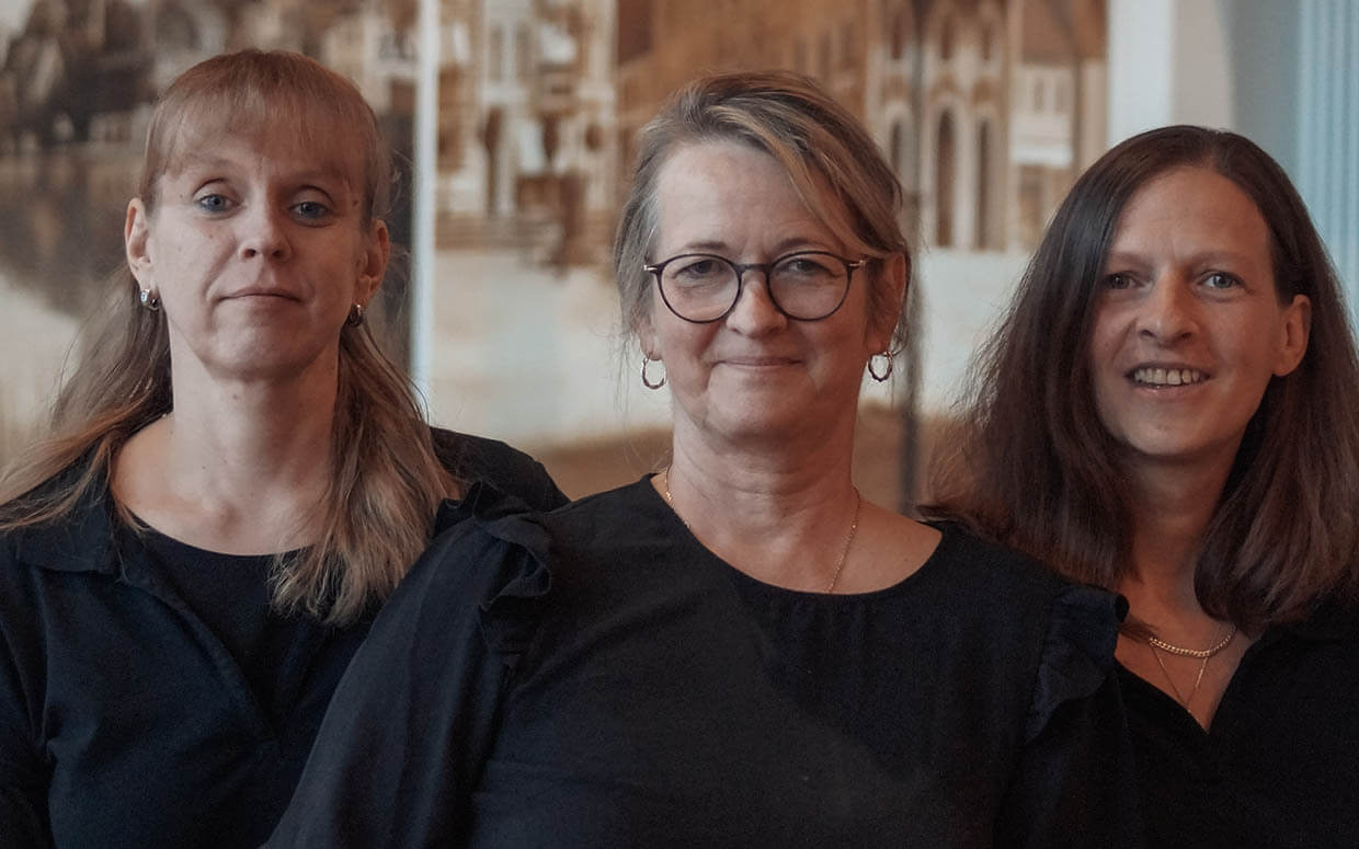 Das Restaurant Alt Waren von außen betrachtet.